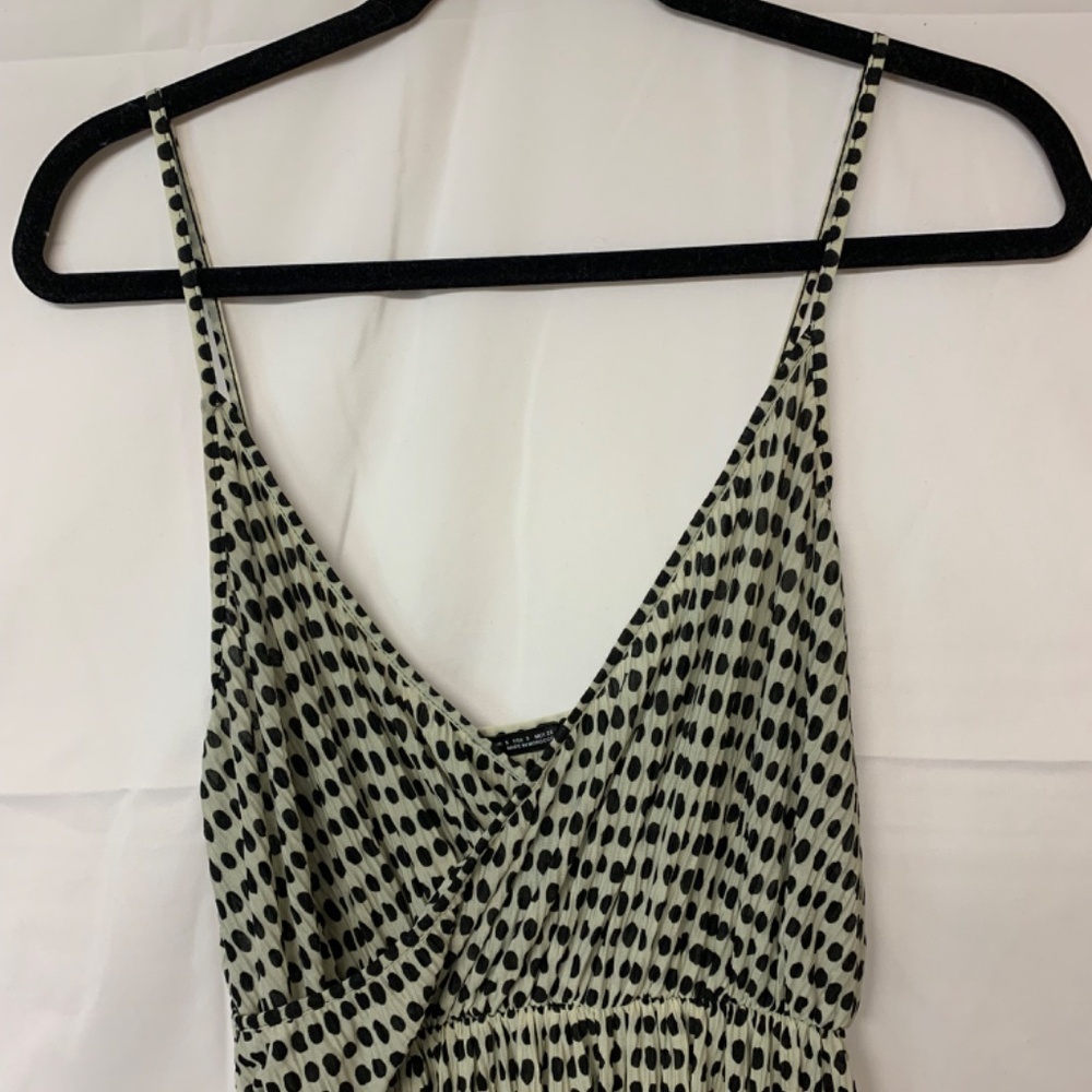 ZARA blouse SZ S beige & black dots asymmetrical hem unique bohemian polka dot - Picture 2 of 11